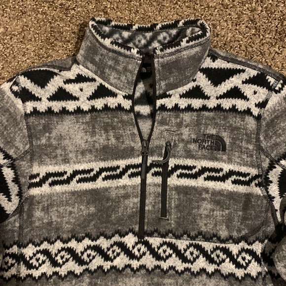 The North Face Pattern Sweater Fleece Pullover - Small - Picture 2 of 5